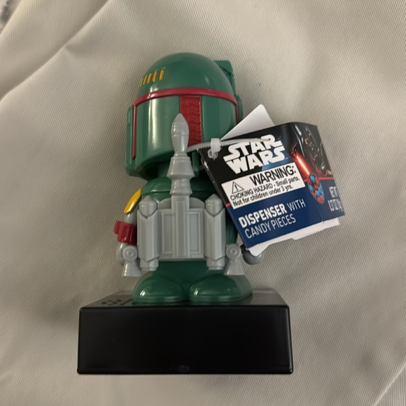 NEW Star Wars Boba Fett Candy Dispenser - Picture 3 of 3